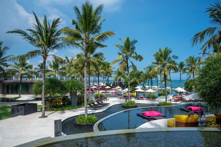 Marriott Bonvoy Cash and Points: Complete Guide to Maximizing Hotel Stays